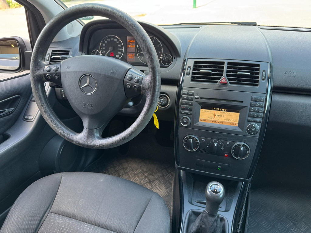 47516745-13.jpg